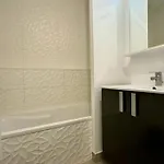 Apartment Zen, Emplacement Ideal A
